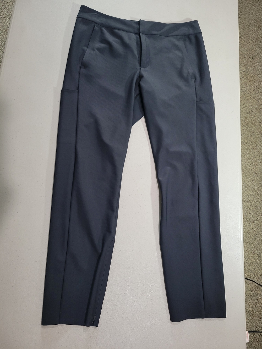 Athleta Women's Black Straight-Leg Stretch Pants